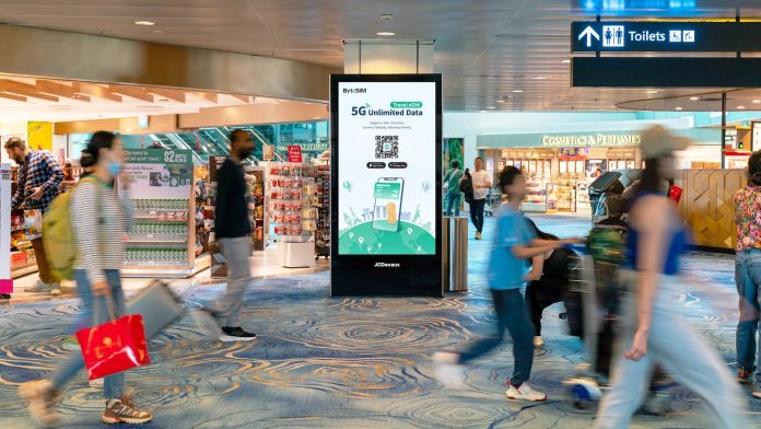 Hyperlocal DOOH: How Neighborhood-Level OOH Is Winning in U.S. Cities