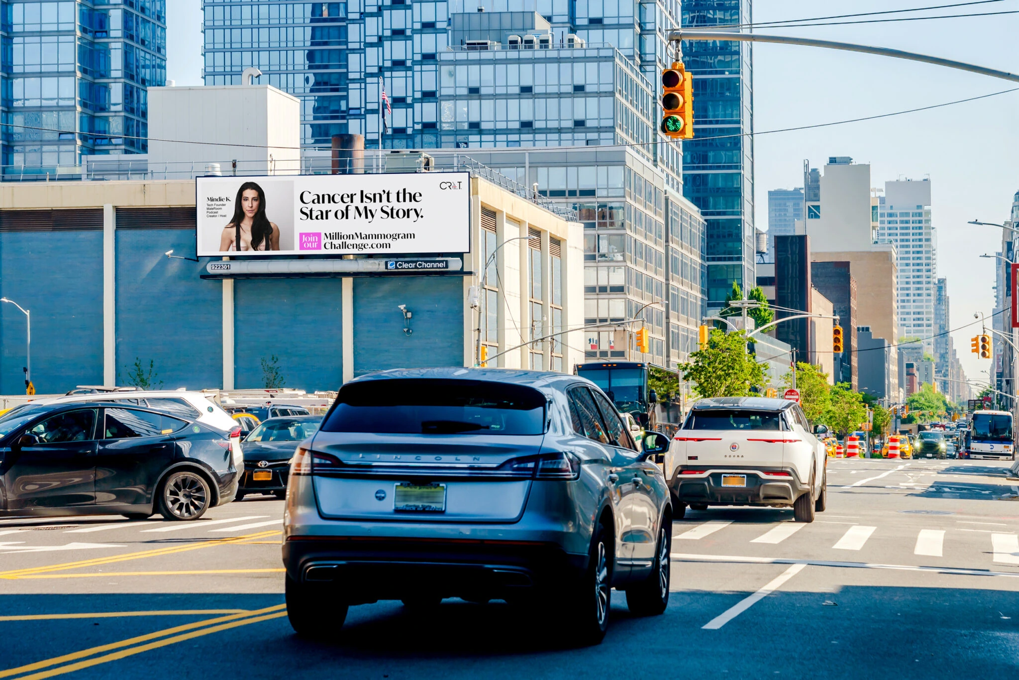 Million Mammograms Challenge billboard in New York displaying Mindie Kaplan and the message Cancer Isn’t the Star of My Story.